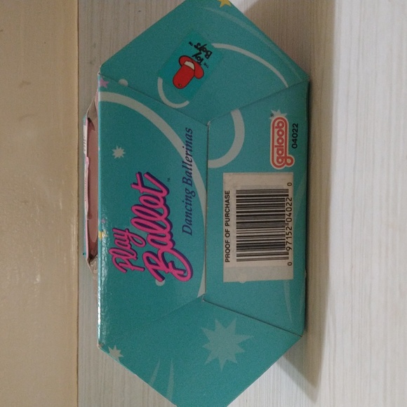 Vintage RARE 1991 "Danielle" Galoob Play Ballet Danielle Doll - Picture 6 of 6